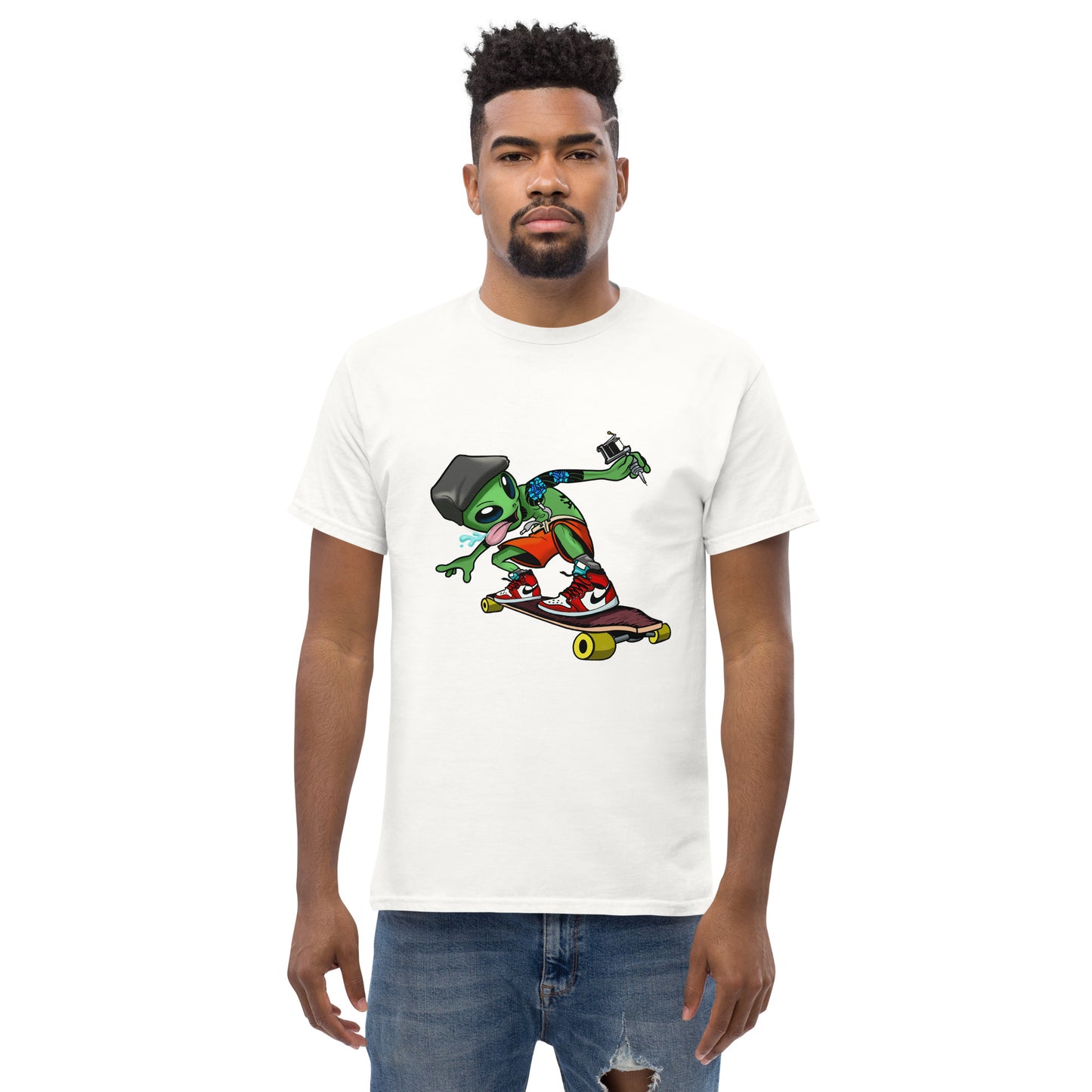 Alien Skater Men's classic tee